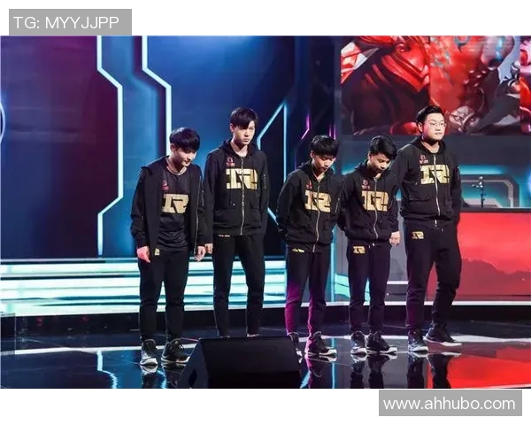 WE战队的蜕变之路：从荣耀到重生的冠军杯特别报道